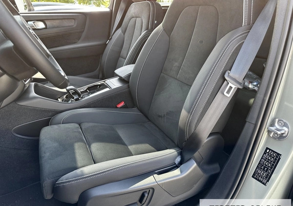 Volvo XC 40 cena 199900 przebieg: 9100, rok produkcji 2022 z Kościerzyna małe 562